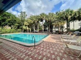 6500 Cypress Rd, Unit 508 in Plantation, FL - Building Photo