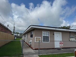 107 Upsilon St, Unit D in Belle Chasse, LA - Building Photo - Building Photo