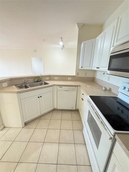 property at 4404 SW 160th Ave