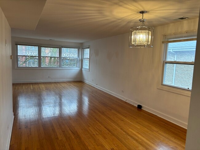 7130 N Paulina St in Chicago, IL - Building Photo - Building Photo