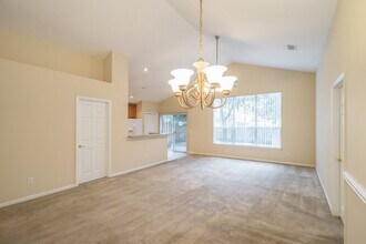 1723 Rustling Dr in Fleming Island, FL - Building Photo - Building Photo