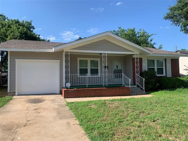 805 E Hammond St in Fort Worth, TX - Building Photo