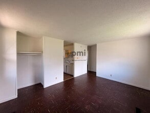 2913 Oakdale Ave in La Porte, IN - Building Photo - Building Photo