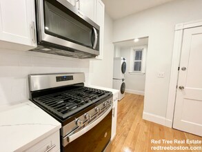 68 Bakersfield St in Boston, MA - Building Photo - Building Photo