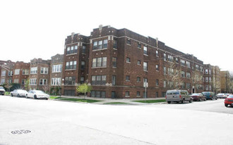 4828-4830 N Rockwell St Apartments