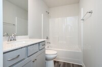 315 E Compass Wy photo'