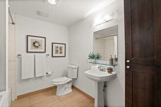 1620 Belmont Ave in Seattle, WA - Foto de edificio - Building Photo