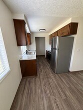 1040 Lamplite Ln in Eugene, OR - Building Photo - Building Photo