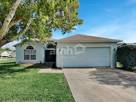 12555 Belmont Lakes Dr in Jacksonville, FL - Building Photo