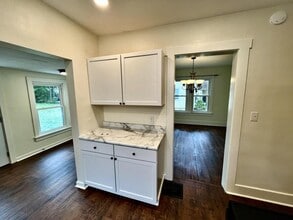 604 N Park St in Bellefontaine, OH - Building Photo - Building Photo