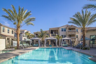 Sorano Apartments in Moreno Valley, CA - Foto de edificio - Building Photo