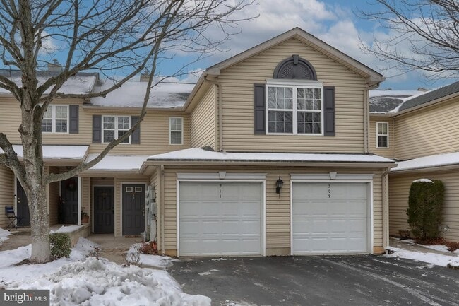 211 Sparrow Rd in Hummelstown, PA - Building Photo - Building Photo