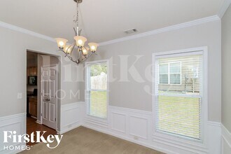 1055 Westmoreland Ln NE in Lawrenceville, GA - Building Photo - Building Photo