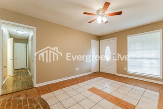 205 Larado Dr in Clinton, MS - Building Photo - Building Photo