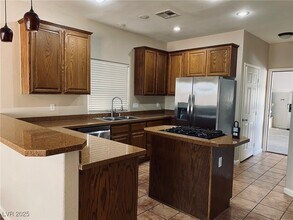 3541 Tertulia Ave in North Las Vegas, NV - Building Photo - Building Photo