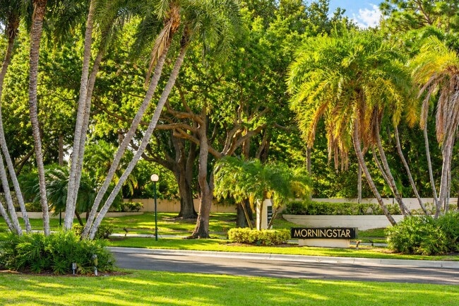 5910 Morningstar Cir in Delray Beach, FL - Building Photo - Building Photo