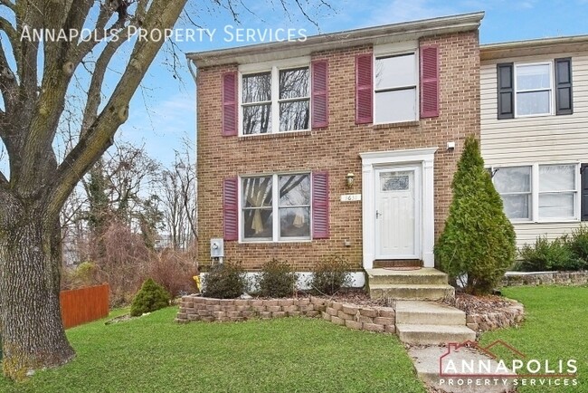 property at 3631 Dorshire Ct