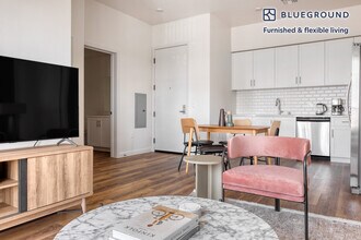 839 Fedora St-Unit -FL6-ID775 in Los Angeles, CA - Building Photo - Building Photo
