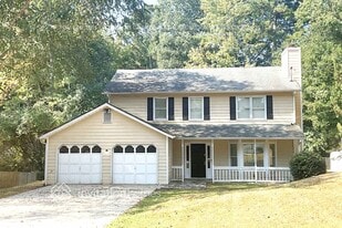 230 Leigh Kay Dr in Lawrenceville, GA - Building Photo