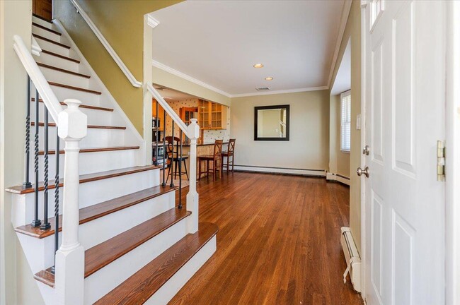 2674 Lee Pl in Bellmore, NY - Building Photo - Building Photo