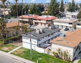900 Pacheco Rd in Bakersfield, CA - Building Photo - Building Photo