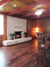 298 W 23rd St, Unit Studio in Tracy, CA - Building Photo - Building Photo