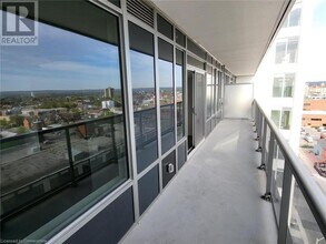212 King William St in Hamilton, ON - Building Photo - Building Photo