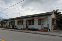 929 N K St in Lake Worth, FL - Foto de edificio - Building Photo