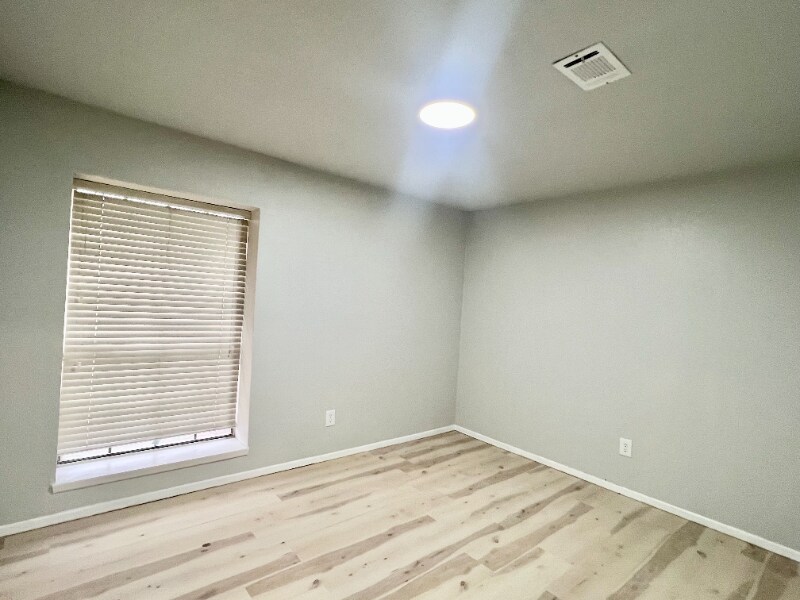 2407 Ventura Dr in Arlington, TX - Building Photo