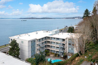 Alki Bonair in Seattle, WA - Foto de edificio - Building Photo