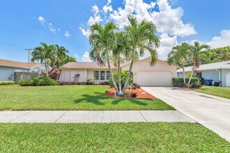 502 Oak Terrace in Jupiter, FL - Building Photo - Building Photo