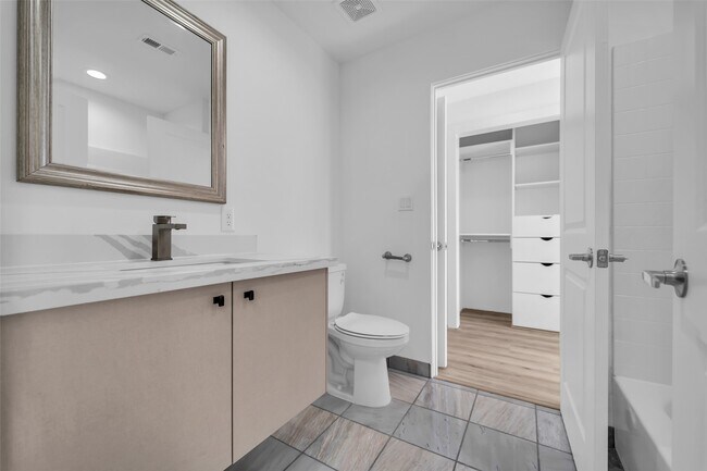 15000 S Richmond Ave