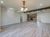 2800 Hunters Creek Dr in Plano, TX - Building Photo - Building Photo