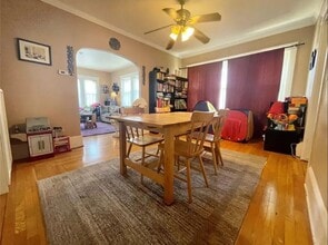 116-118 Lafayette Street in Pawtucket, RI - Foto de edificio - Building Photo