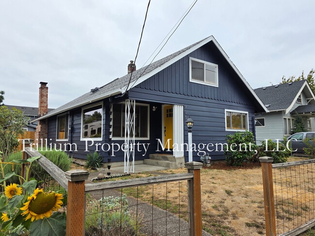property at 905 NE 80th Ave