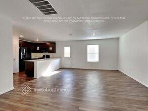 1418 Highbridge Blvd in Crandall, TX - Foto de edificio - Building Photo