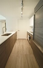 1100 S Miami Ave in Miami, FL - Building Photo - Building Photo