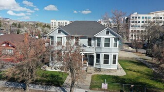405-407 W 5th St in Reno, NV - Building Photo