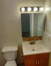 1721 Green Ridge Rd in Tampa, FL - Building Photo - Building Photo