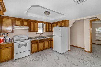 9 Santa Rosa in Edcouch, TX - Foto de edificio - Building Photo