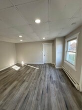 1807 Luzerne St in Scranton, PA - Building Photo - Building Photo