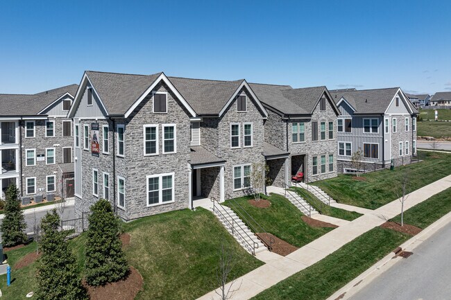 Statler McCain's Station in Gallatin, TN - Building Photo - Building Photo