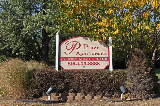 Plaza I in Kansas City, MO - Foto de edificio - Building Photo
