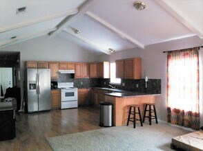 266 E Linden St in Shreveport, LA - Building Photo - Building Photo