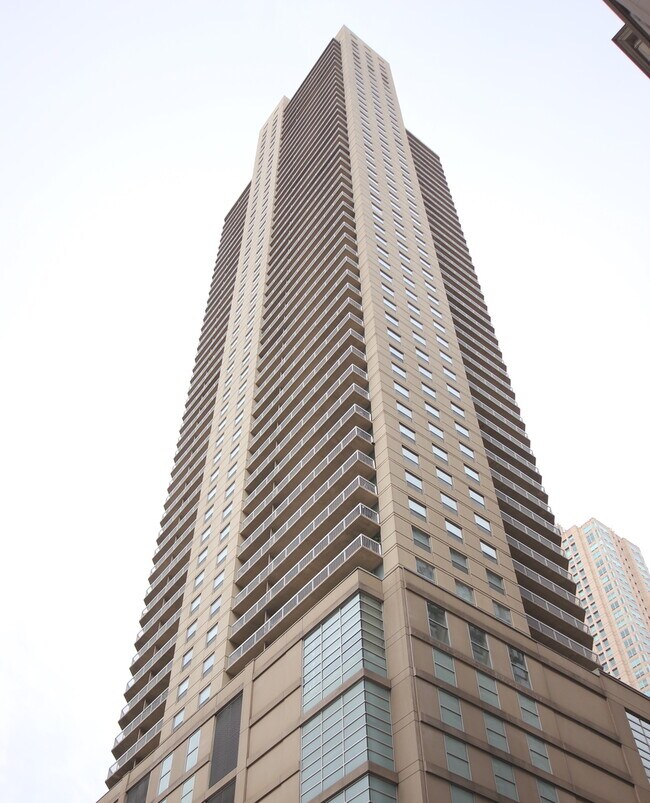 property at 545 N Dearborn St