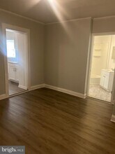 2136 N Fulton Ave in Baltimore, MD - Foto de edificio - Building Photo