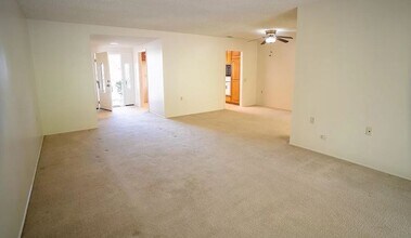 12642 Olympia Way in Santa Ana, CA - Foto de edificio - Building Photo