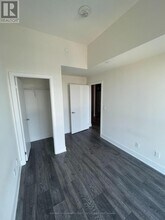 188 Fairview Mall Dr in Toronto, ON - Building Photo - Building Photo