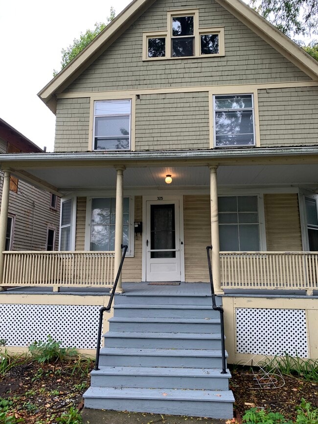 property at 325 N Albany St