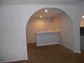 232 Catalini St in Las Vegas, NV - Building Photo - Building Photo